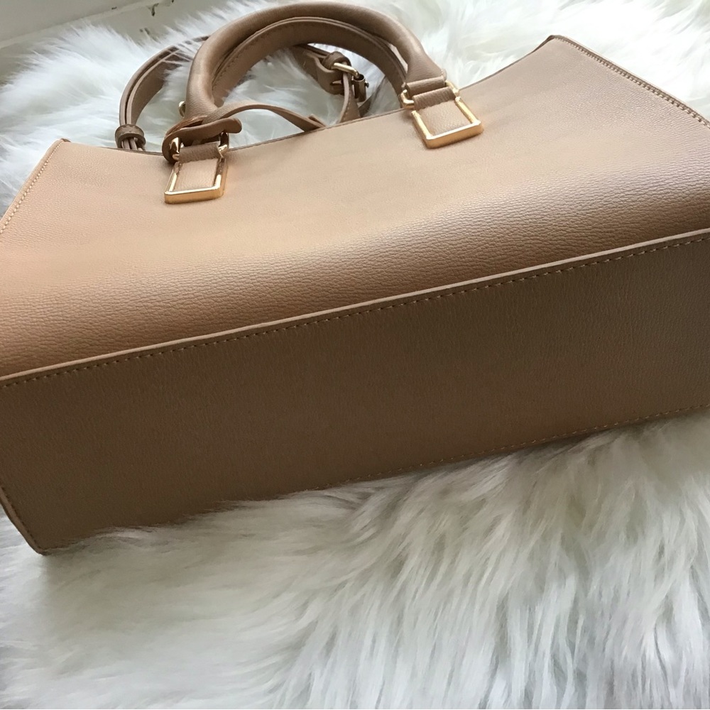 Tote bag, Medium Size in excellent condition, Dusty Beige color - Picture 4 of 6